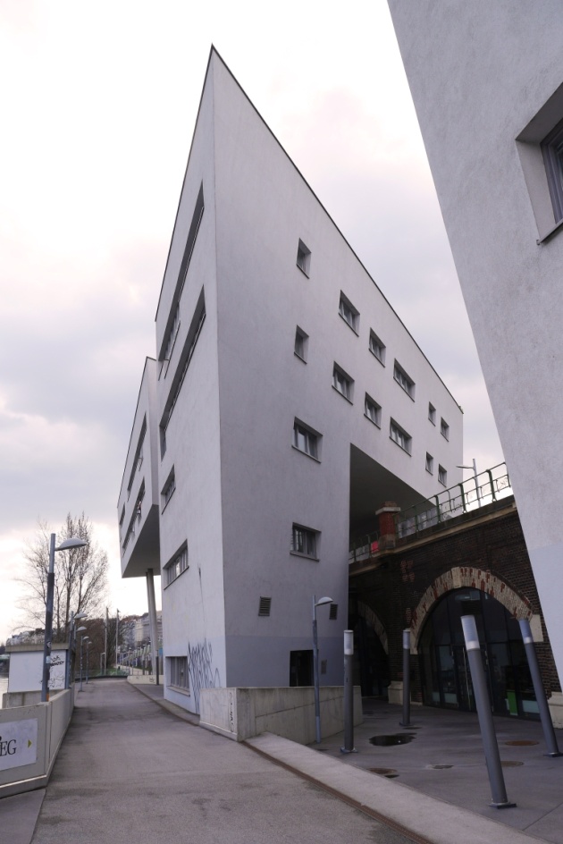 Viedeň – Zaha Hadid – Spittelau Viaducts Housing