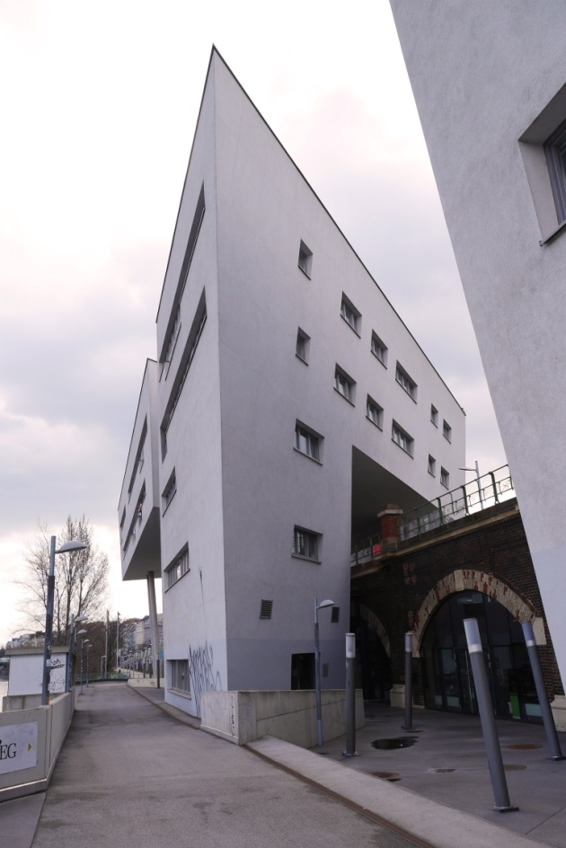 Viedeň – Zaha Hadid – Spittelau Viaducts Housing Viedeň – Zaha Hadid – Spittelau Viaducts Housing